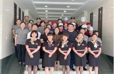 企管中心開展“夏送清涼”<font color=